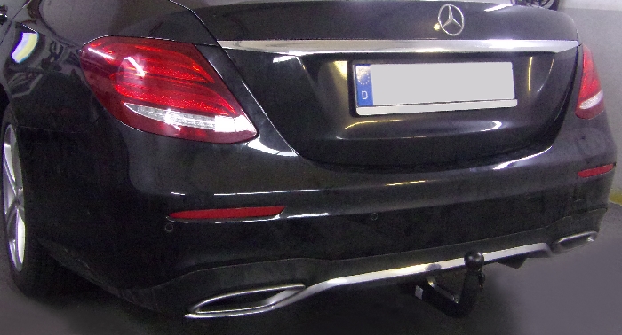 Anhängerkupplung für Mercedes-E-Klasse Limousine W 213, spez. m. AMG Sport o. Styling Paket, Baureihe 2016- V-abnehmbar